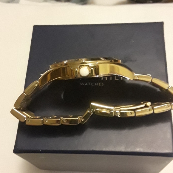 Watch - Picture 2 of 4